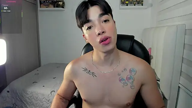 santy7v7 online show from December 2025 02:33:01 PM