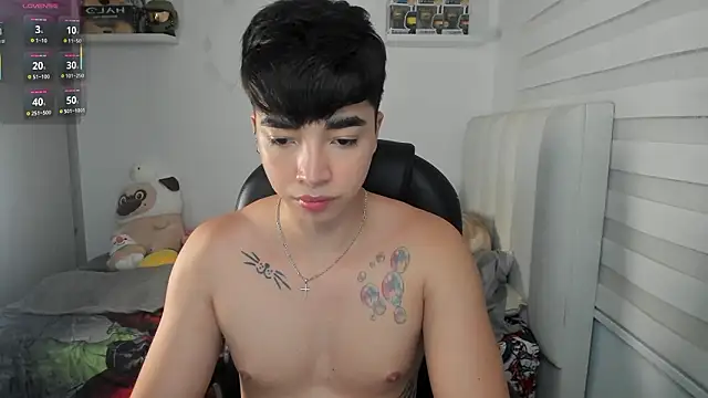 santy7v7 online show from March 2026 01:17:01 PM