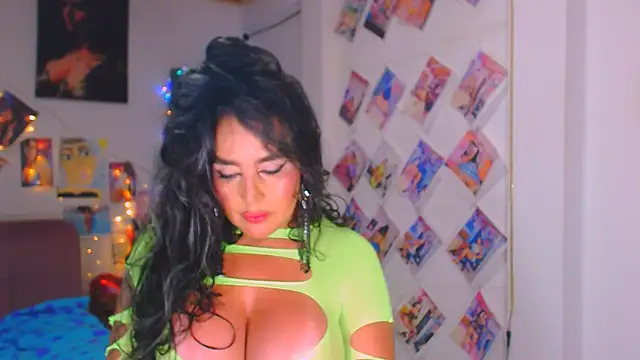 sweet vanessa 22 online show from May 2026 09:35:02 PM