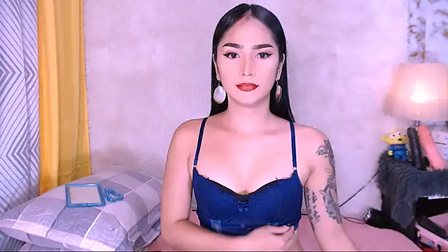 Snapshot of Oriental_Tiara chatting on February 2025 06:08:02 PM Oriental Tiara online show from February 2025 06:08:02 PM