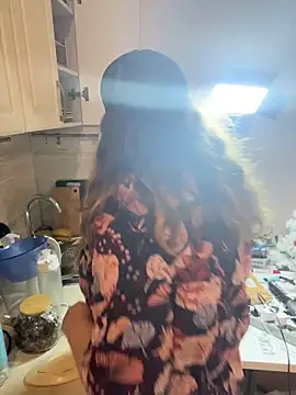 DienkaGreen online show from January 2026 11:15:02 AM