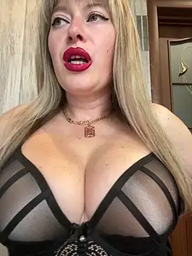 Kittenforyou online show from March 2026 12:33:02 PM