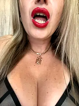 Kittenforyou online show from October 2025 11:34:02 AM