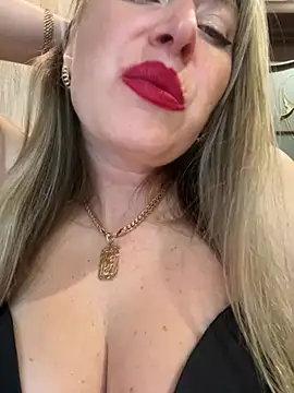 Kittenforyou online show from June 2026 03:45:01 PM