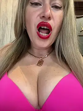 Kittenforyou online show from May 2026 12:59:02 PM