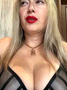 Kittenforyou online show from October 2025 12:15:01 PM