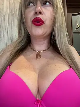 Kittenforyou online show from May 2026 12:01:01 PM