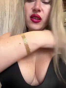 Kittenforyou online show from March 2026 01:04:02 PM