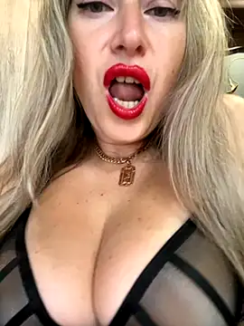 Kittenforyou online show from November 2025 09:46:02 AM