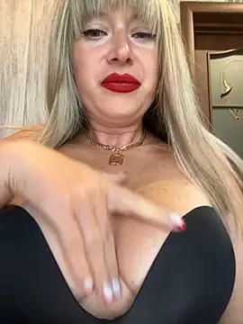 Kittenforyou online show from September 2025 12:38:01 PM