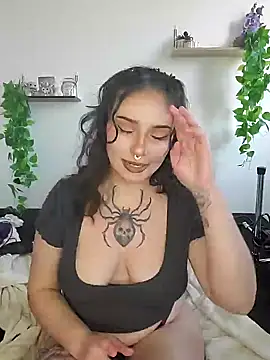 Moxxxie online show from March 2025 02:15:02 PM
