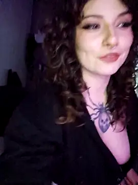 Moxxxie online show from November 2025 04:07:02 PM