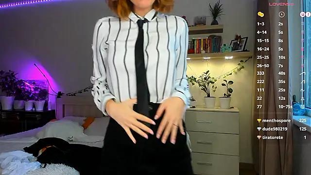Ooooooli online show from December 2024 12:41:02 PM