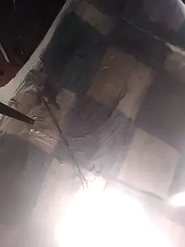 Wero4200 online show from April 2026 08:01:02 PM