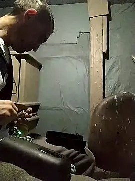 Wero4200 online show from November 2025 09:02:01 AM