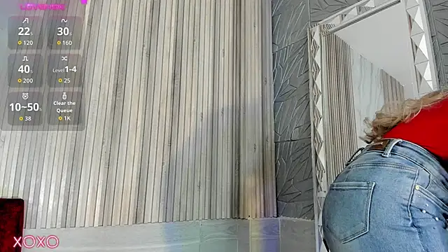 Snapshot of BriannaChelsea chatting on February 2026 11:53:02 AM BriannaChelsea online show from February 2026 11:53:02 AM