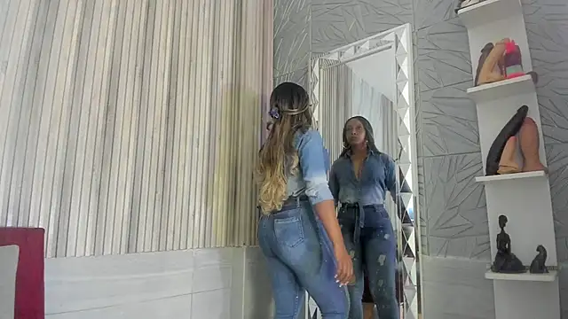 Snapshot of BriannaChelsea chatting on January 2026 11:58:02 AM BriannaChelsea online show from January 2026 11:58:02 AM