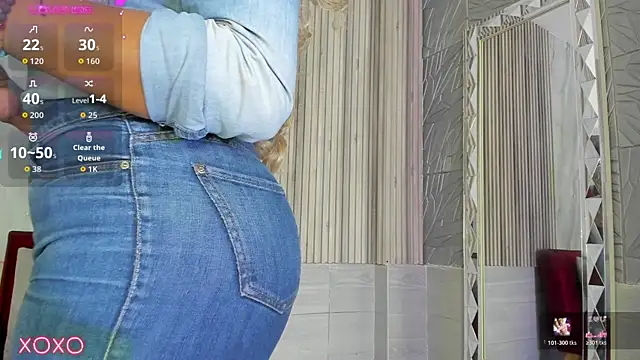 BriannaChelsea online show from November 2025 12:04:01 PM