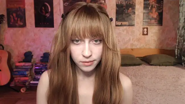 Snapshot of Friendly_Ellie chatting on February 2026 01:27:02 AM Friendly Ellie online show from February 2026 01:27:02 AM