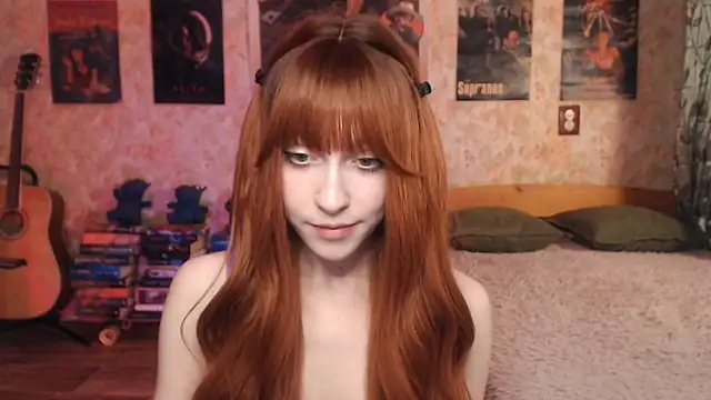 Snapshot of Friendly_Ellie chatting on September 2025 01:45:01 AM Friendly Ellie online show from September 2025 01:45:01 AM