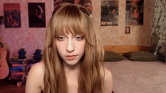 Friendly Ellie online show from July 2026 12:33:01 AM