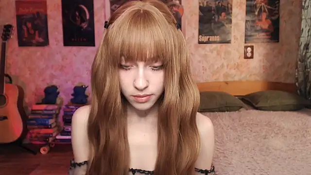 Snapshot of Friendly_Ellie chatting on November 2025 11:09:01 PM Friendly Ellie online show from November 2025 11:09:01 PM