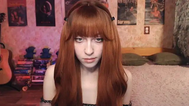 Snapshot of Friendly_Ellie chatting on September 2025 12:15:02 AM Friendly Ellie online show from September 2025 12:15:02 AM