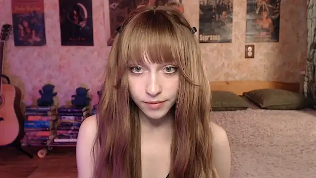 Friendly Ellie online show from May 2026 12:25:01 AM