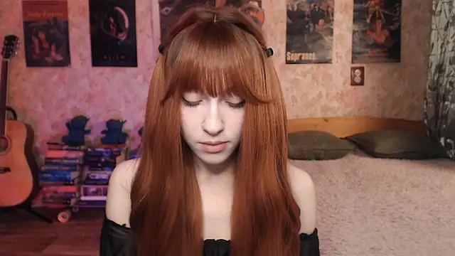 Snapshot of Friendly_Ellie chatting on September 2025 11:11:02 PM Friendly Ellie online show from September 2025 11:11:02 PM