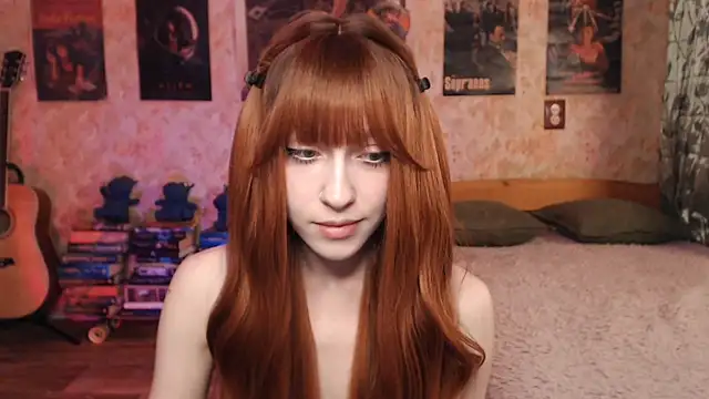 Snapshot of Friendly_Ellie chatting on September 2025 11:23:02 PM Friendly Ellie online show from September 2025 11:23:02 PM