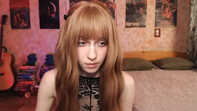 Snapshot of Friendly_Ellie chatting on November 2025 01:15:02 PM Friendly Ellie online show from November 2025 01:15:02 PM