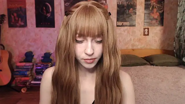 Snapshot of Friendly_Ellie chatting on January 2026 11:11:02 PM Friendly Ellie online show from January 2026 11:11:02 PM