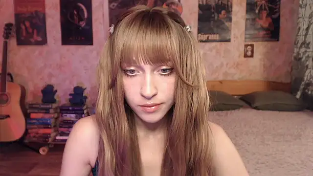 Friendly Ellie online show from June 2026 12:21:02 AM