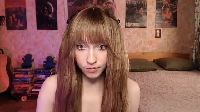 Friendly Ellie online show from May 2026 12:17:02 AM