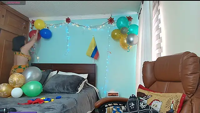 Snapshot of ISABEEL_SOFIA01 chatting on June 2026 08:17:02 PM ISABEEL SOFIA01 online show from June 2026 08:17:02 PM