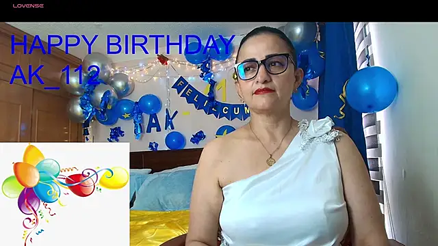 ISABEEL SOFIA01 online show from May 2026 07:24:02 PM