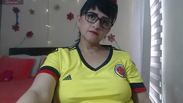 ISABEEL SOFIA01 online show from March 2025 03:36:02 PM