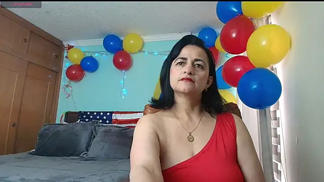 Snapshot of ISABEEL_SOFIA01 chatting on June 2026 04:30:01 PM ISABEEL SOFIA01 online show from June 2026 04:30:01 PM