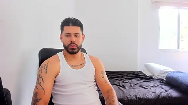 Justyn Torres online show from January 2026 05:20:01 PM