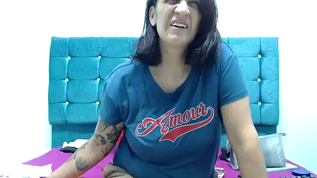 valentinaricothx online show from October 2025 07:26:02 PM