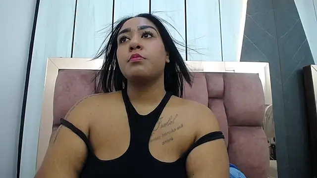 arianna pearl online show from May 2026 01:06:02 PM