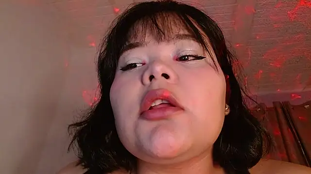 sexychubby    online show from March 2026 04:01:02 PM