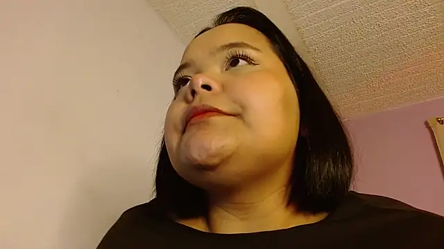 Snapshot of sexychubby___ chatting on June 2026 02:24:02 AM sexychubby online show from June 2026 02:24:02 AM