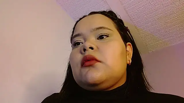 Snapshot of sexychubby___ chatting on July 2026 05:24:02 PM sexychubby online show from July 2026 05:24:02 PM