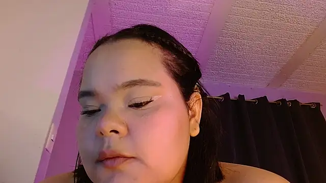 Snapshot of sexychubby___ chatting on July 2026 04:42:02 PM sexychubby online show from July 2026 04:42:02 PM