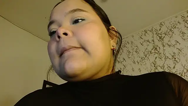 sexychubby    online show from October 2025 10:54:02 PM