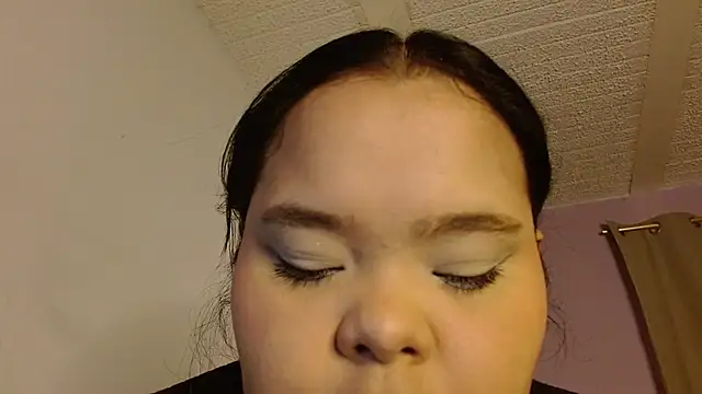 sexychubby    online show from April 2026 06:57:01 PM