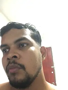 Snapshot of ElsecretodeBruno chatting on March 2025 12:45:01 AM ElsecretodeBruno online show from March 2025 12:45:01 AM