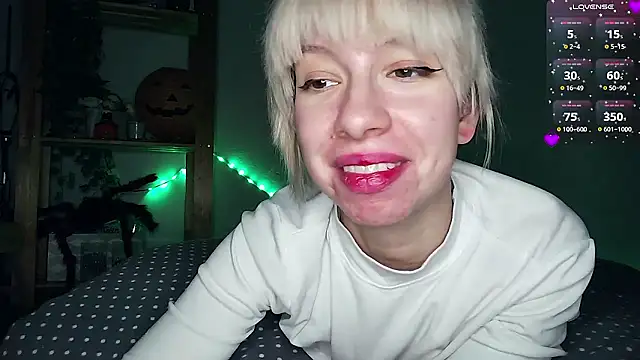 Snapshot of cruellagoth666 chatting on December 2024 06:06:02 PM cruellagoth666 online show from December 2024 06:06:02 PM