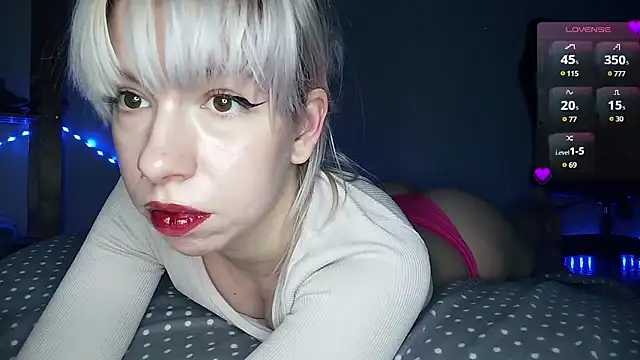 Snapshot of cruellagoth666 chatting on February 2025 05:27:01 PM cruellagoth666 online show from February 2025 05:27:01 PM